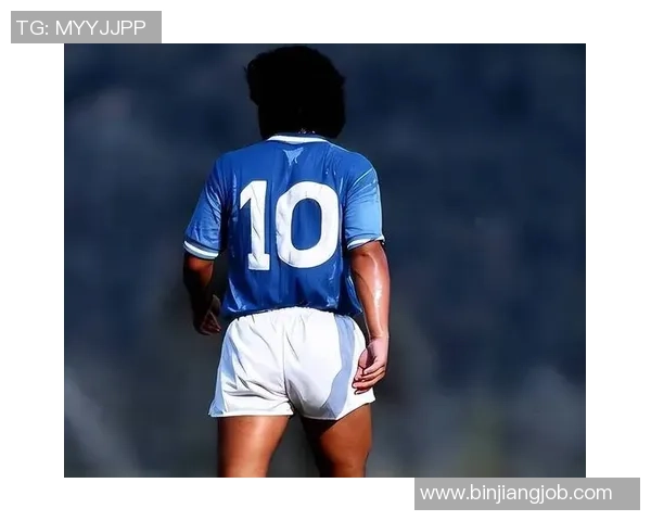 韩国足球传奇人物回顾曾经的辉煌与成就